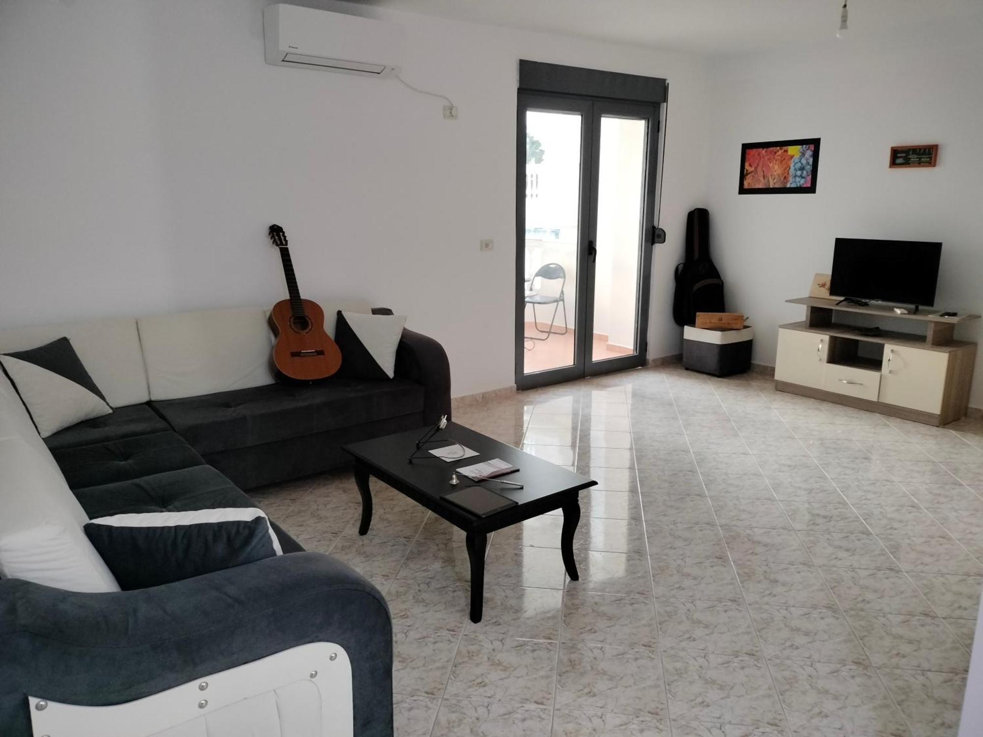 Taurasi Red Saranda Apartment Bagian luar foto